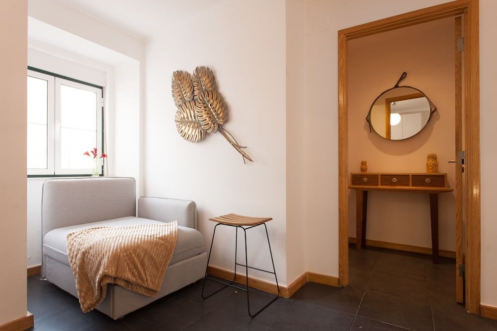 Moniz Studio Apartment - by LU Holidays 3