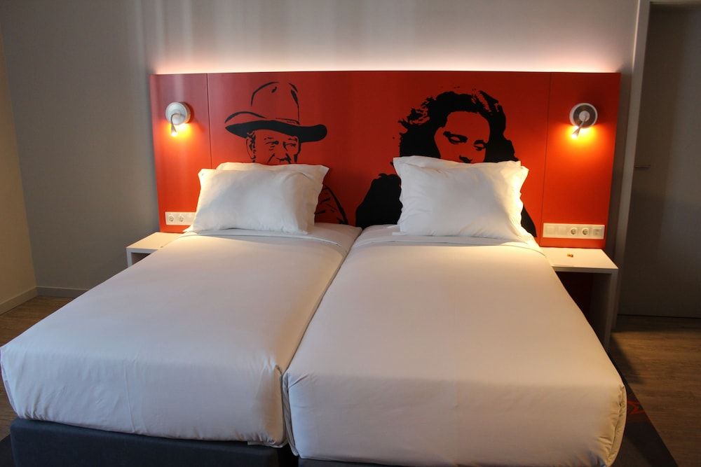 Hotel Star Inn Lisbon Aeroporto featured 2