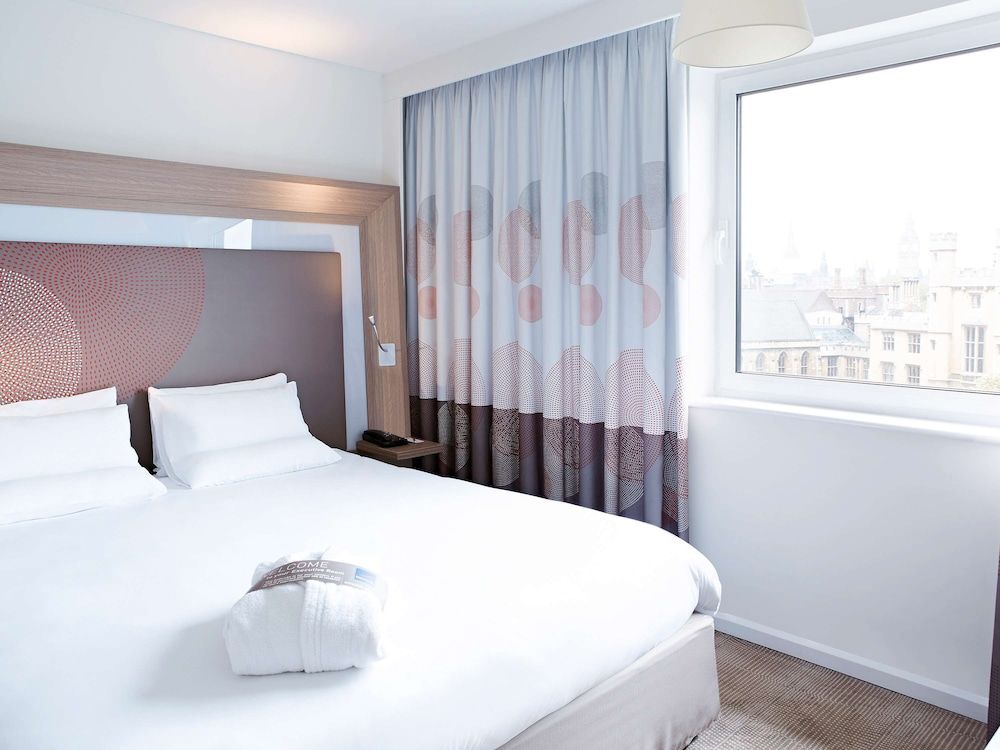 Novotel London Waterloo featured