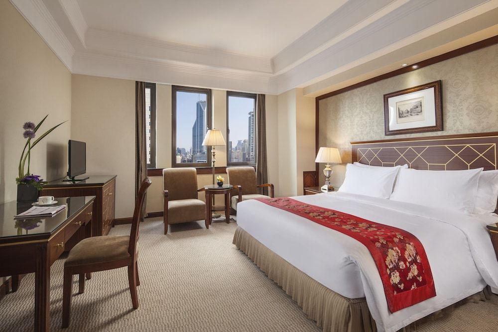 Jin Jiang Park Hotel Superior King-bed Room 2