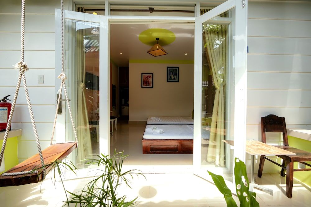 Mai Phuong Binh Bungalow Standard Room 3