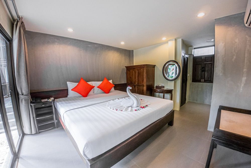 J4 Hotel Samui 4