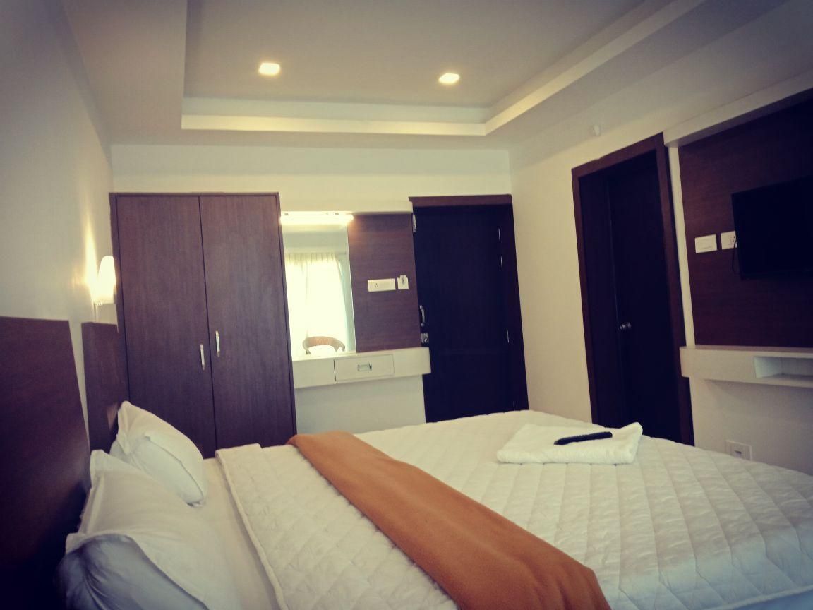 Deluxe Room with Private Balcony