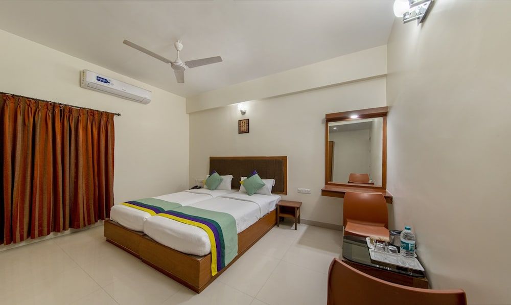 FabHotel Sam Residency Deluxe Room