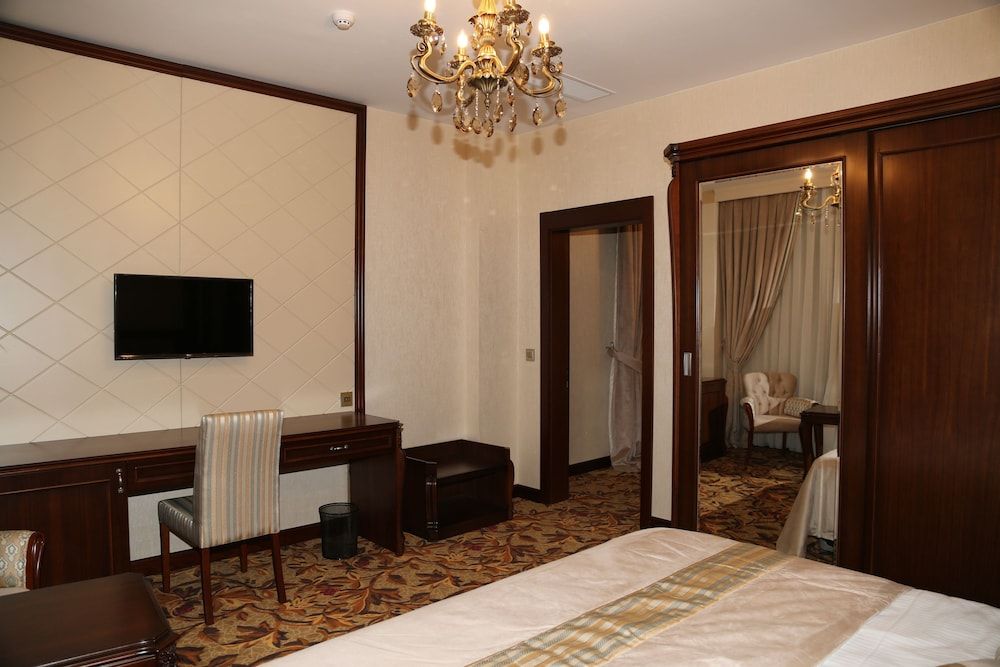 Atlas Hotel Baku featured