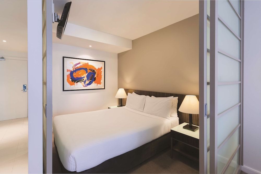 Adina Apartment Hotel Sydney Darling Harbour featured