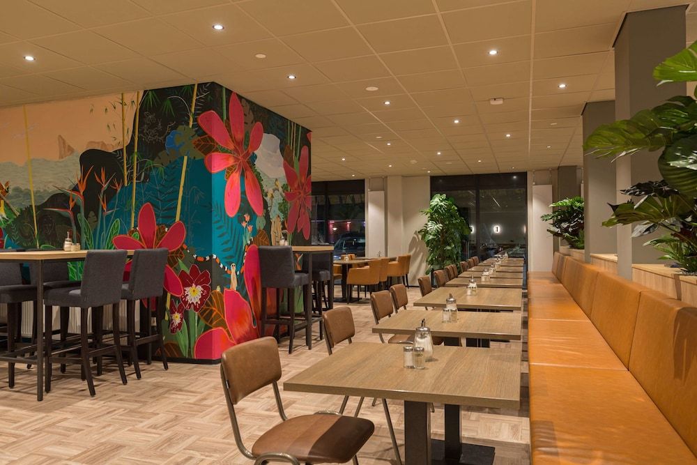 Best Western Amsterdam breakfast_area