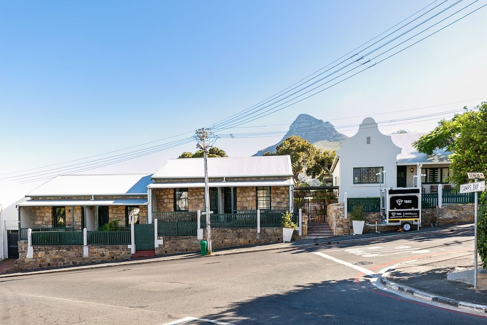 Camps Bay Village 5