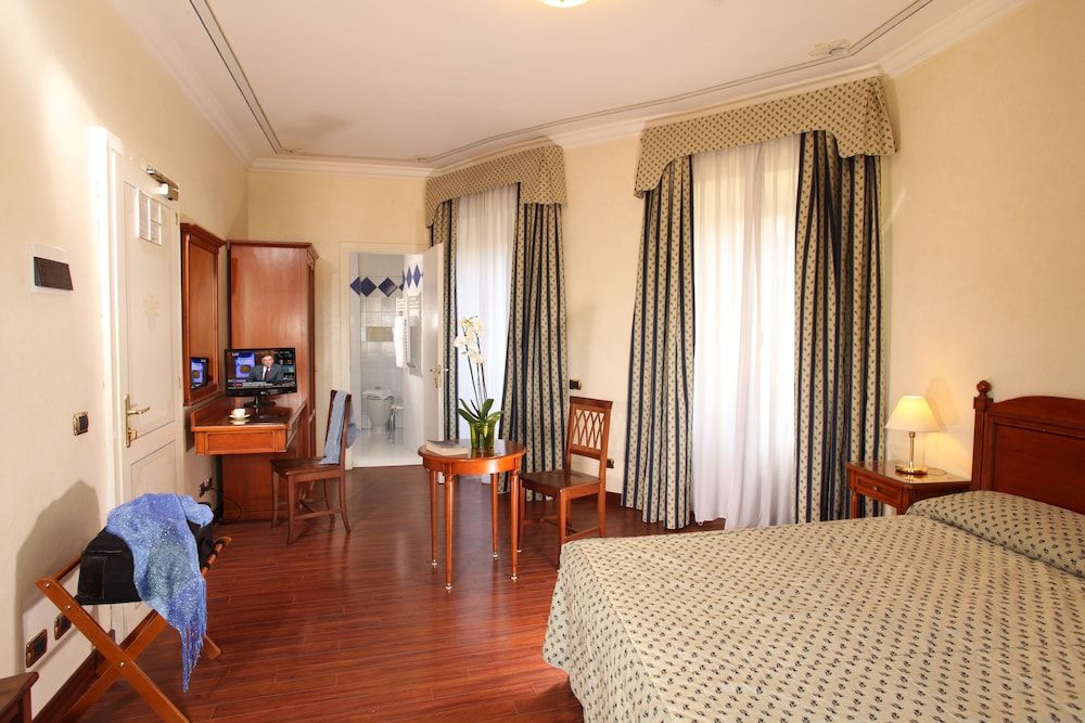 Hotel Alessandrino 5