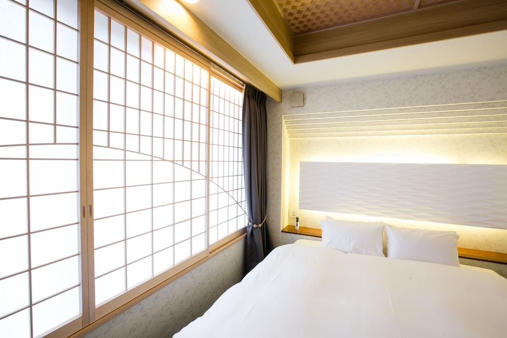 Kyoto Kamanza Hotel Deluxe Double Room 3