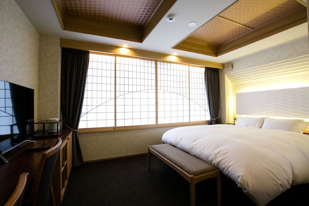 Kyoto Kamanza Hotel Deluxe Double Room