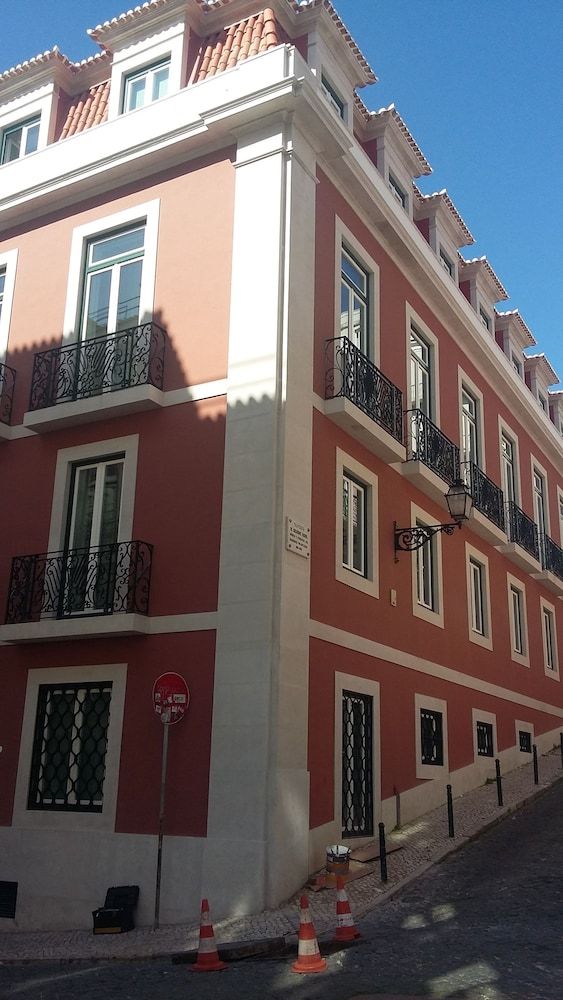 Lisbon Serviced Apartments Chiado Emenda