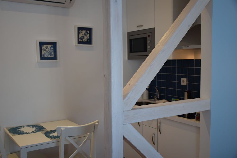 Rossio Apartments City Studio, Kitchenette 9