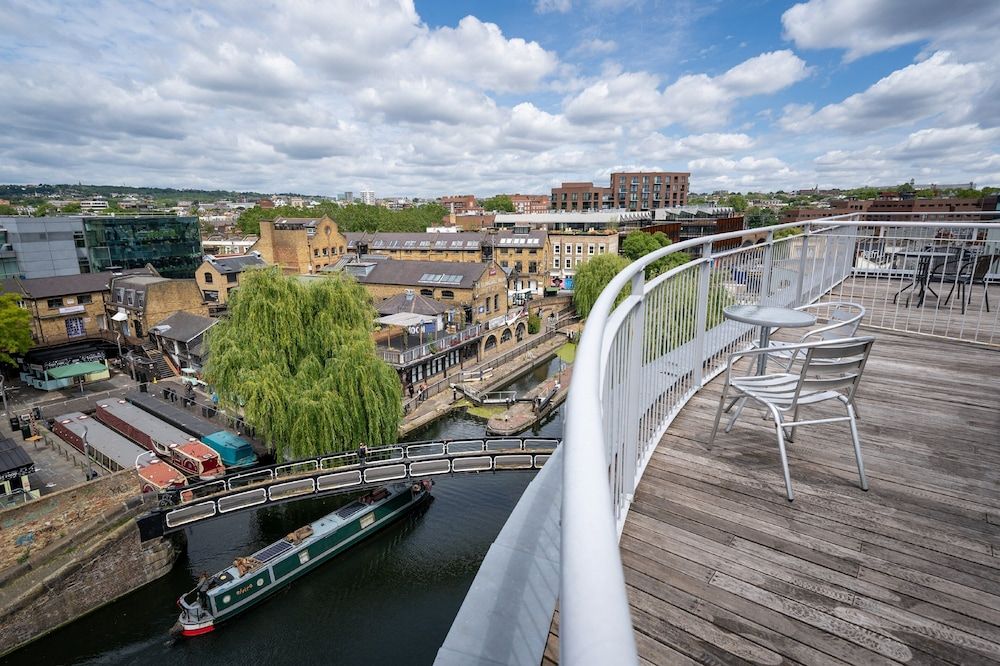 Holiday Inn London Camden Lock, an IHG Hotel 5