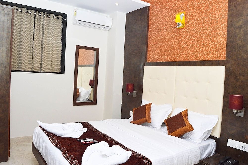 HOTEL AK INTERNATIONAL Standard Double Room 5