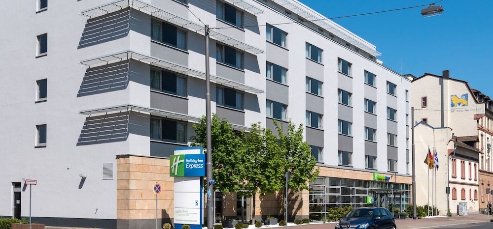 Holiday Inn Express Frankfurt Messe, an IHG Hotel 4