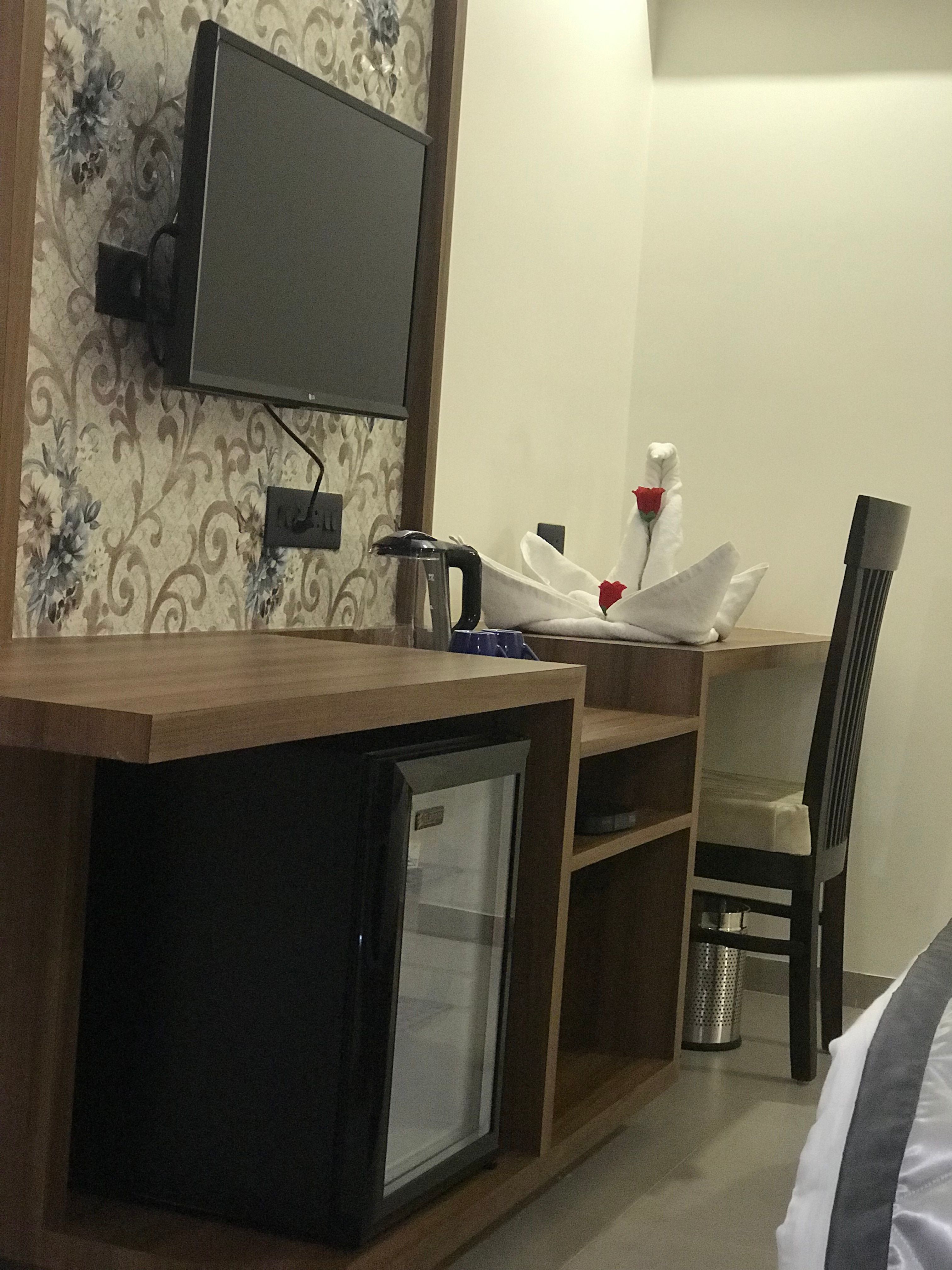 Food & Dining