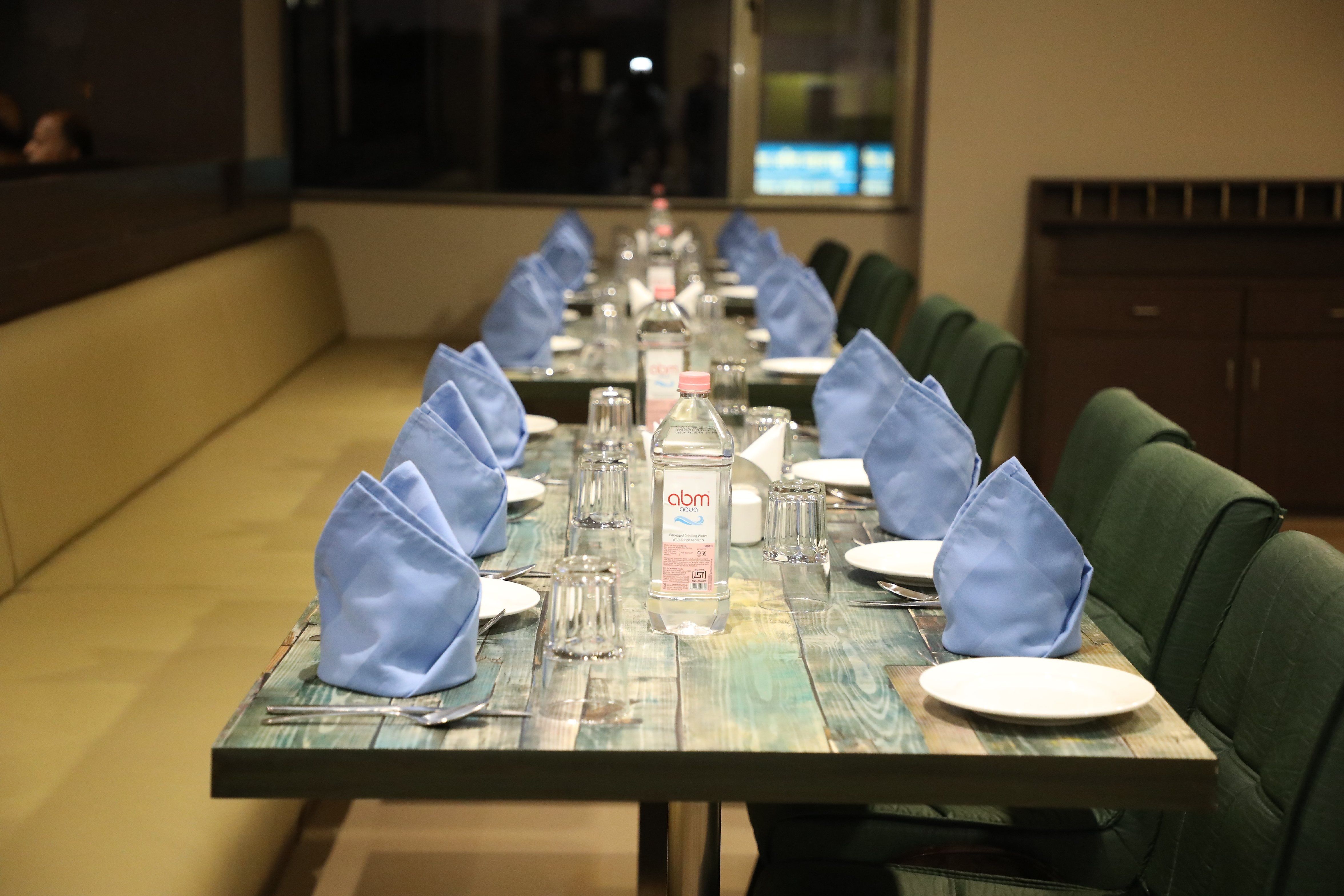Food & Dining