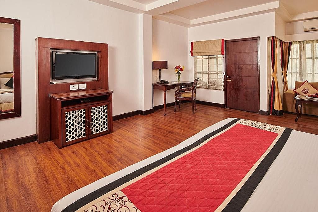 Sterling Gangtok Orange Village Classic Room Valley View 4