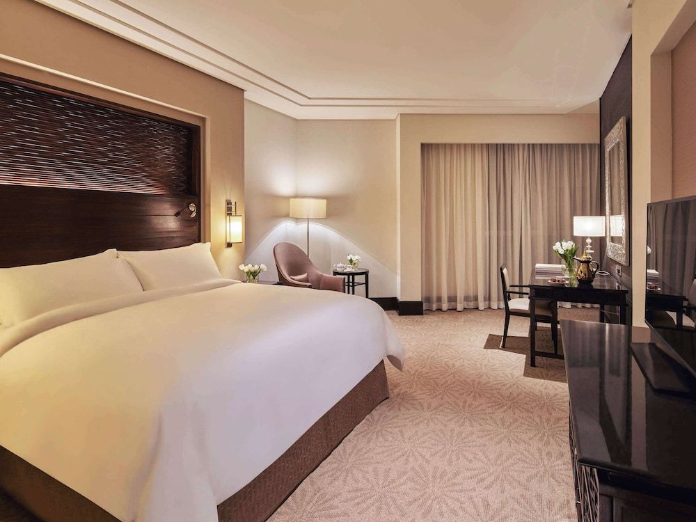 Fairmont Makkah Clock Royal Tower Fairmont, Room, 1 King Bed, City View 4