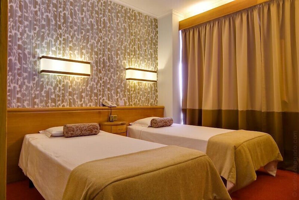 Hotel Alif Campo Pequeno Standard Twin Room 4