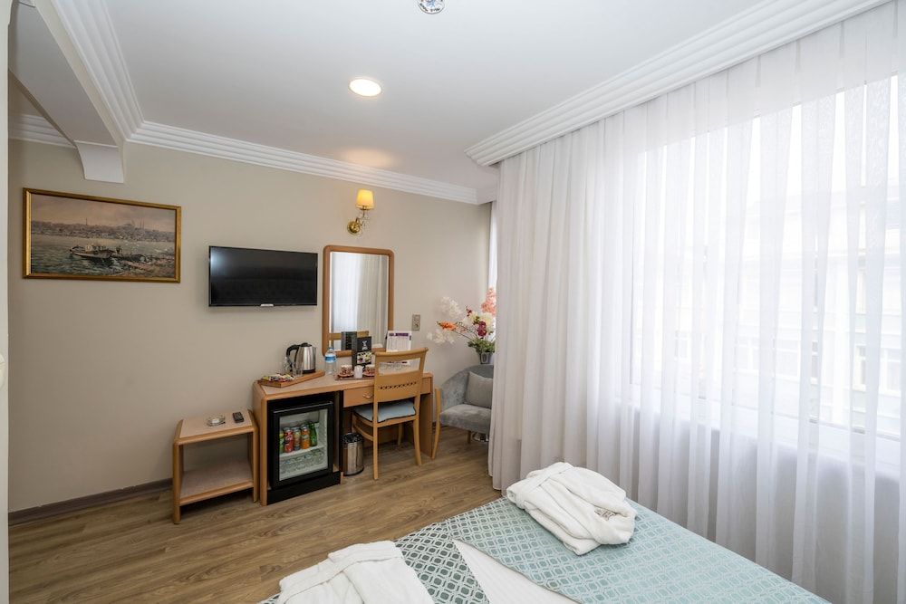 Grand Anka Hotel Double Room 2