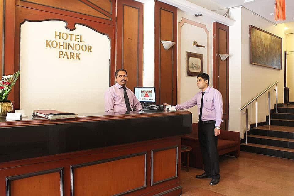 HOTEL KOHINOOR PARK 4