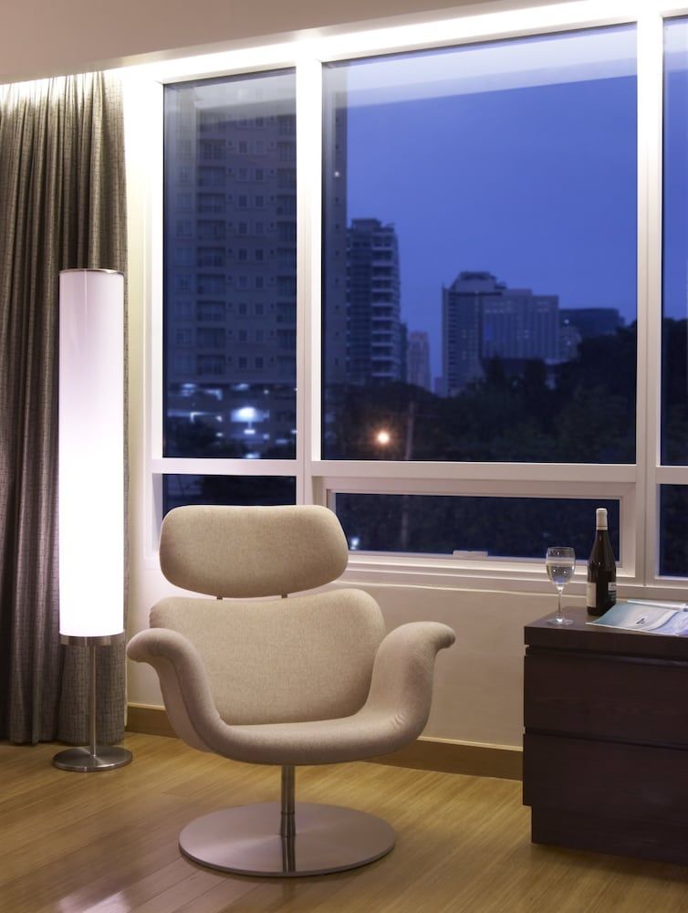 Park Plaza Sukhumvit Bangkok Superior Room 8