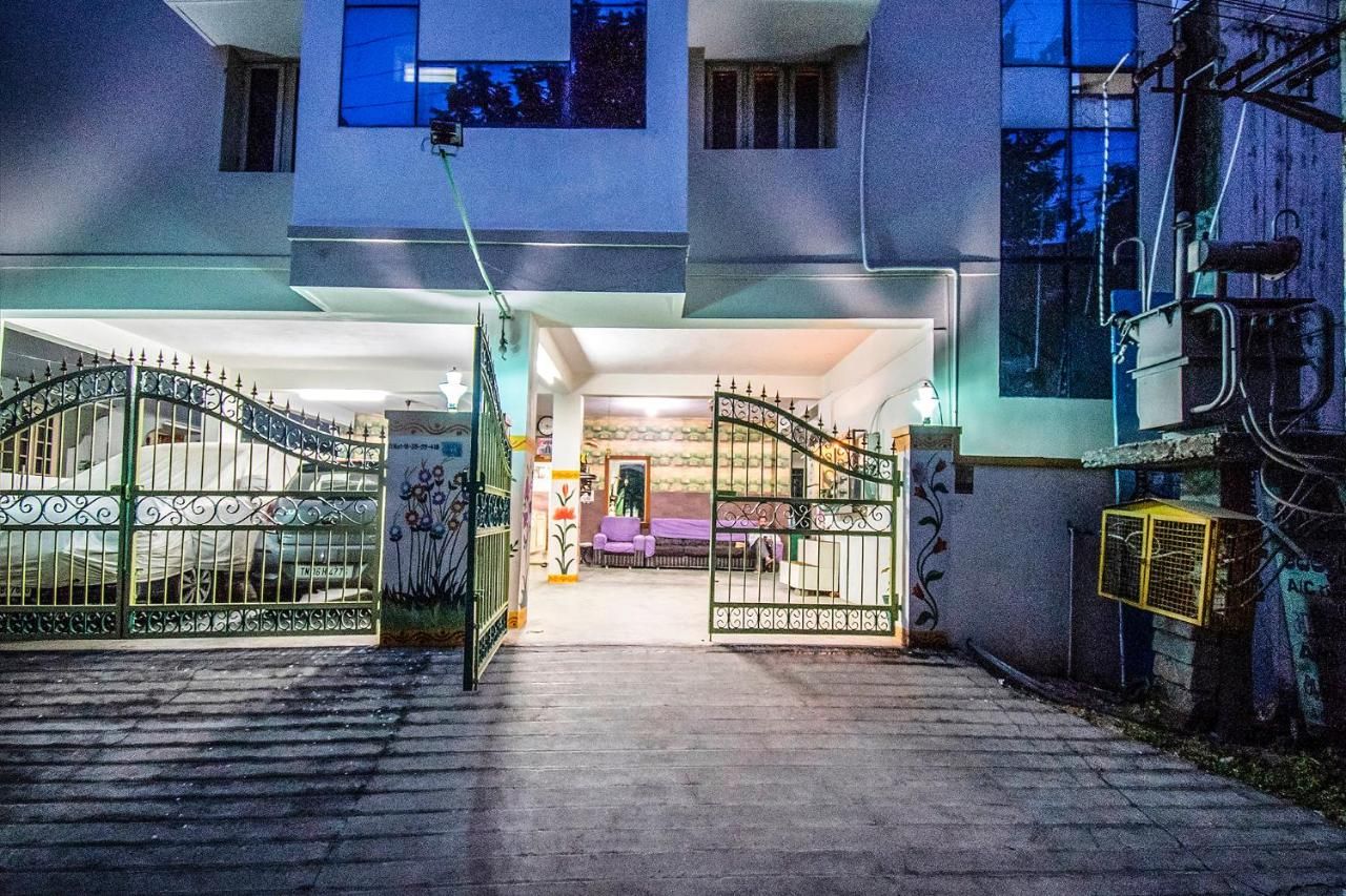 undefined FabHotel Aditya Yatri Nivas