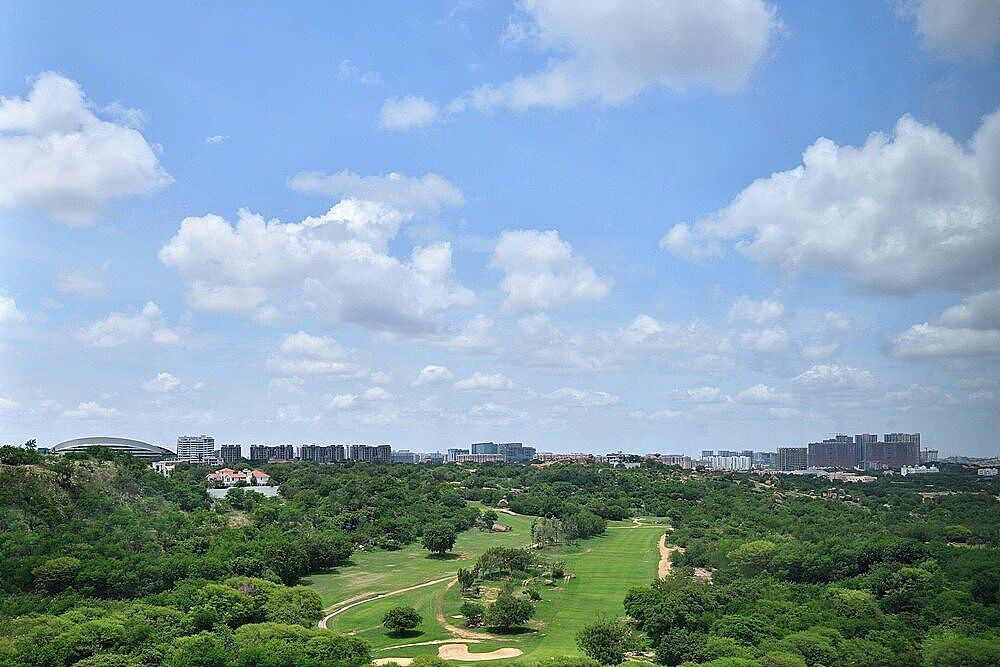 Fairfield by Marriott Hyderabad Gachibowli Superior Room, 1 Queen Bed, Non Smoking, City View 8