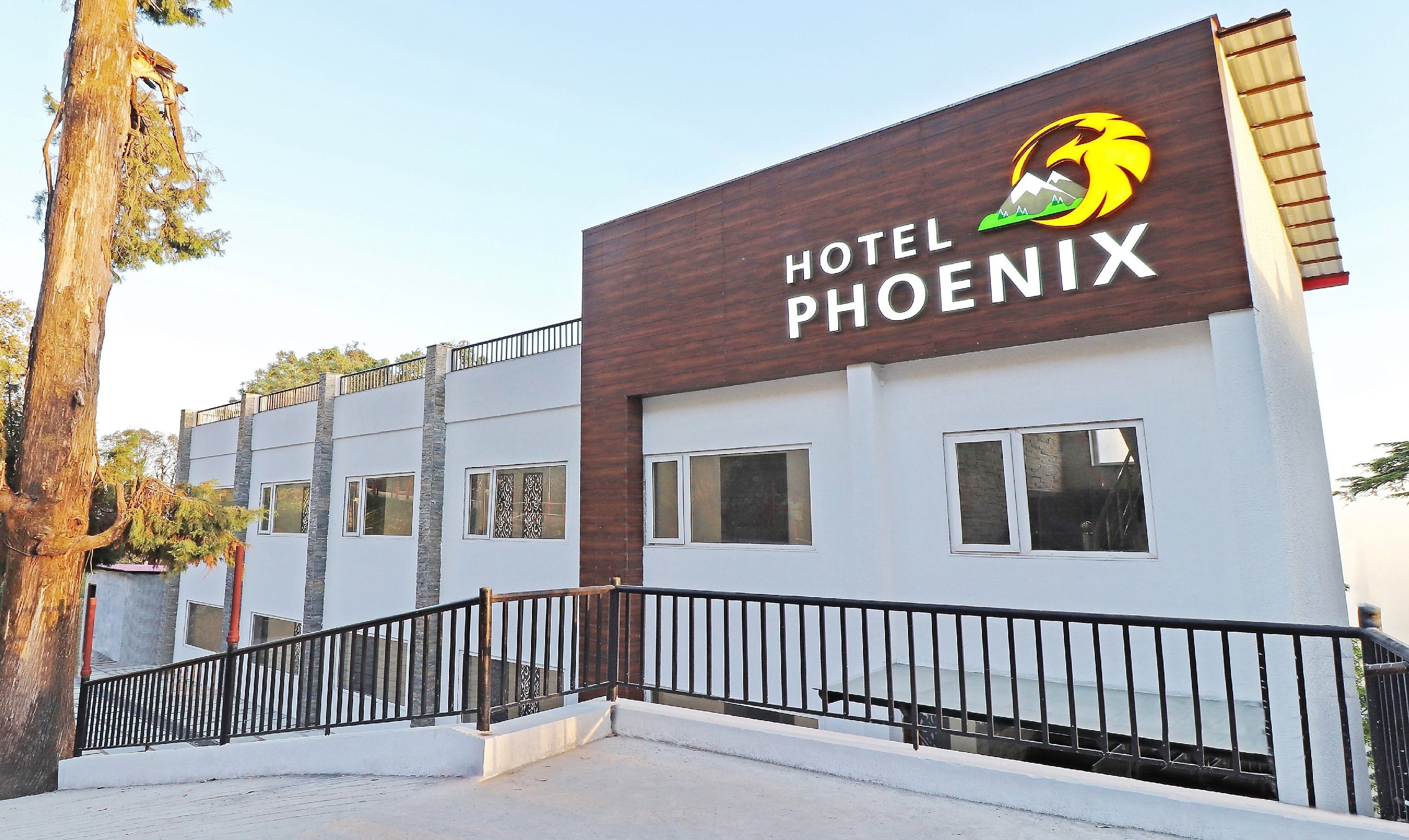 Hotel Phoenix