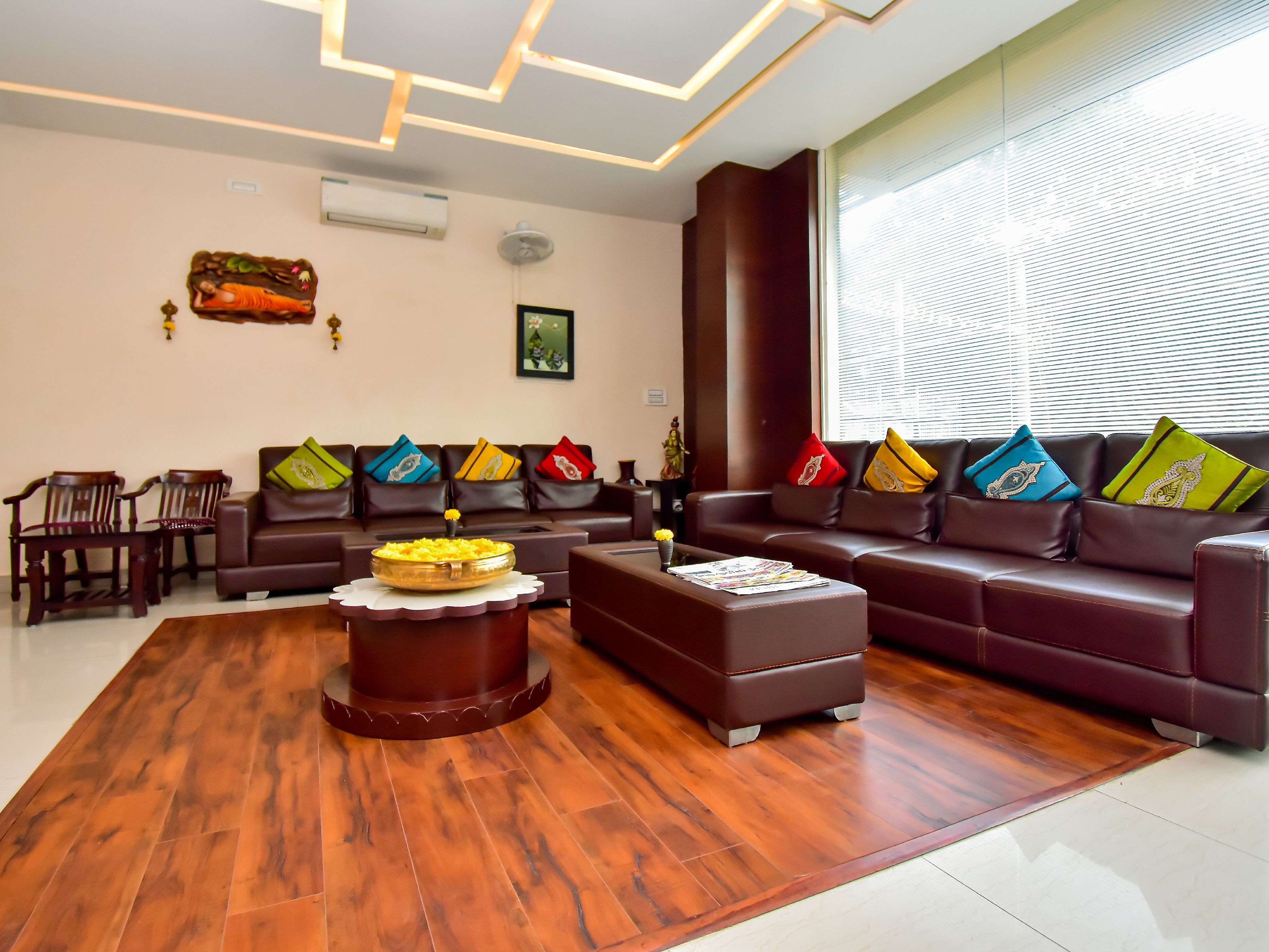 undefined Ostin Zuri Hotel 3