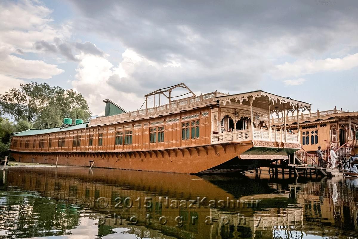 Houseboat Naaz Kashmir