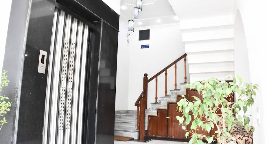 undefined Hotel Galaxy 4