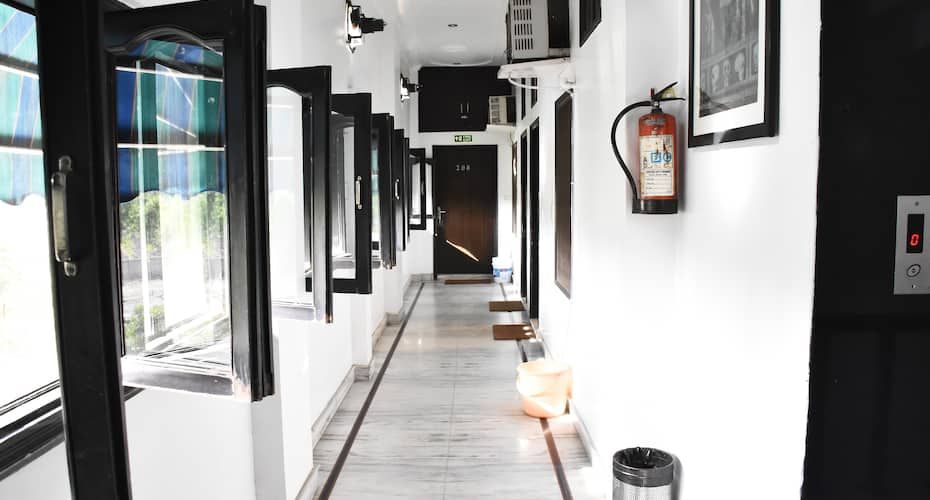 undefined Hotel Galaxy 5