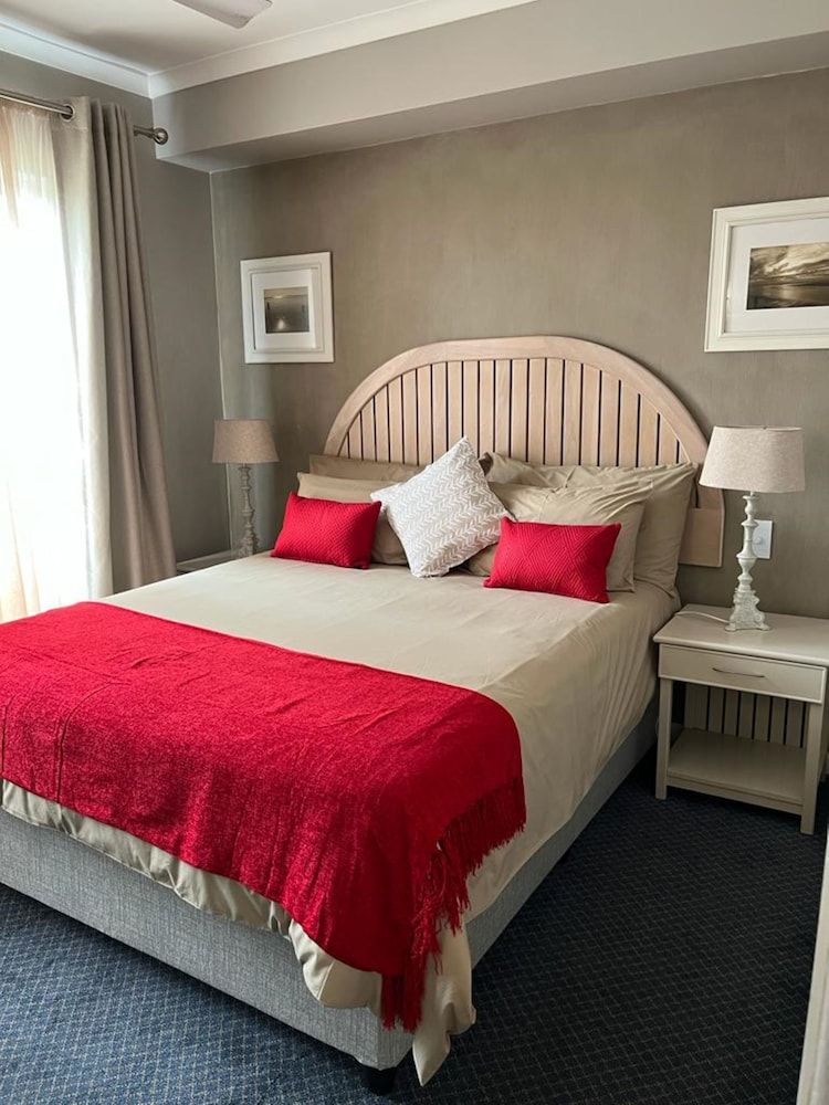 Cape Town Beachfront Apartments At Leisure Bay Standard Apartment, 1 Bedroom 7