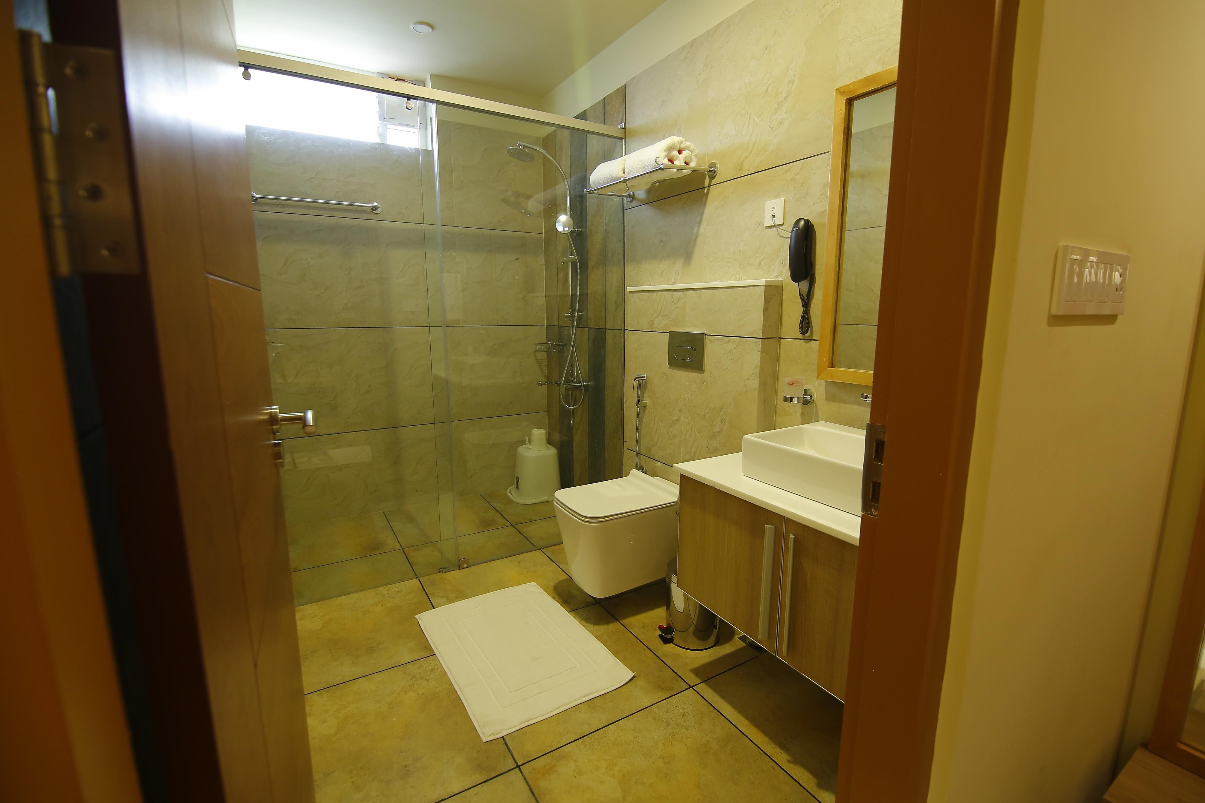 Woodnote Thekkady Standard Double Room