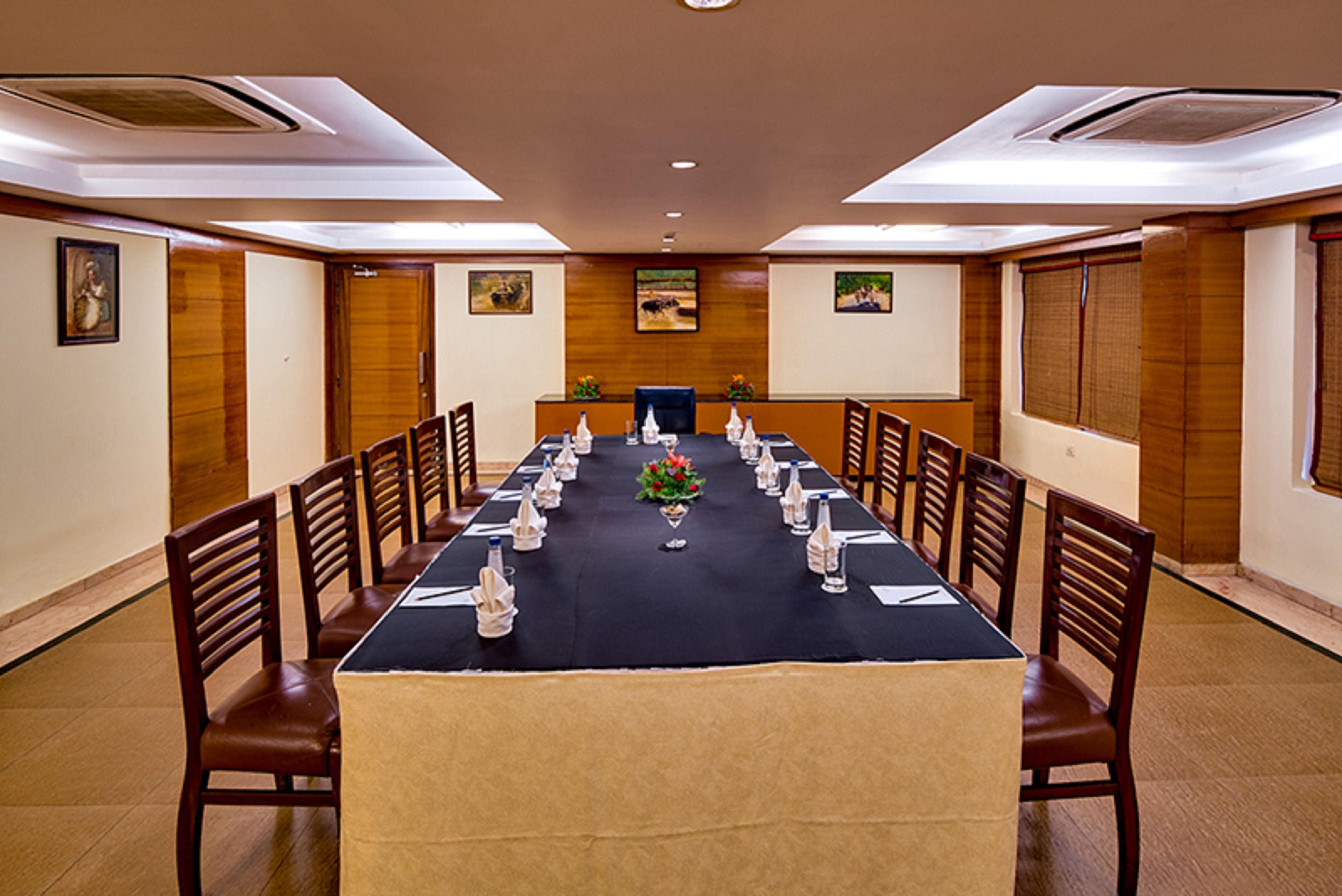 Coraltree By Goldfinch Hotels Bangalore - Churned from chain