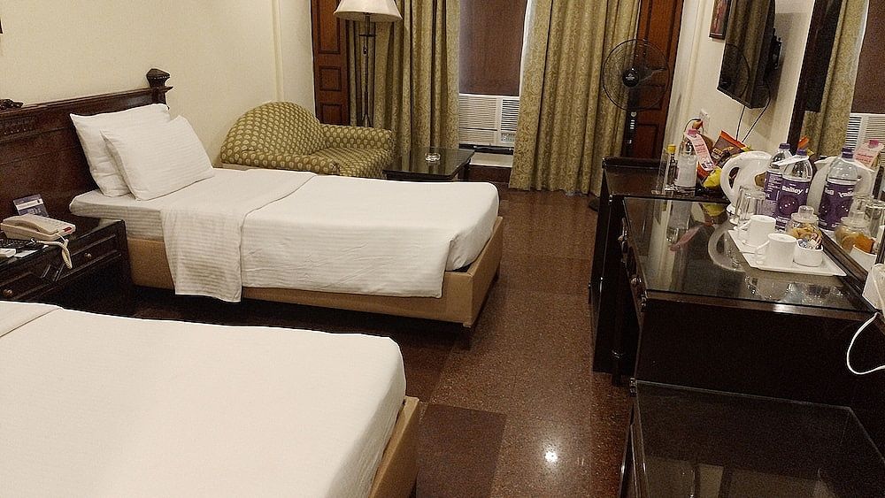 Hotel Empires Corporate Room( Double or Twin Room) 2