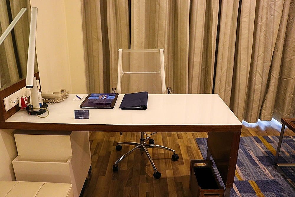 Radisson Blu Hotel, Greater Noida Standard Room 13