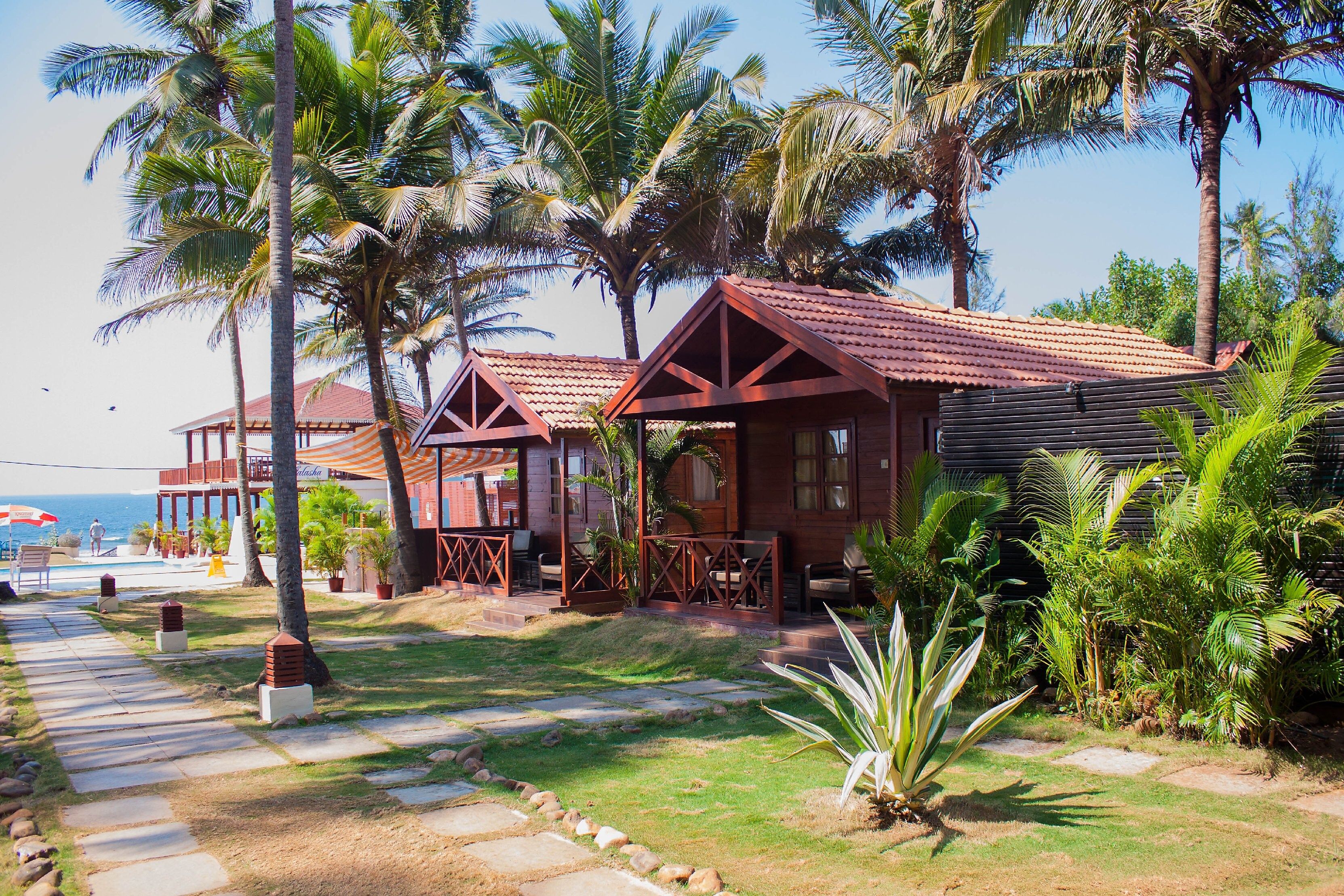  La Cabana Beach Resort, A Beachfront Resort 4