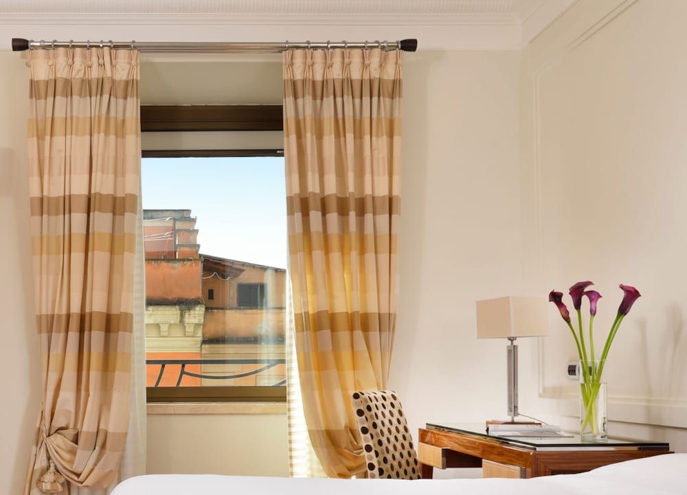 UNAHOTELS Decò Roma Classic Double Room 2