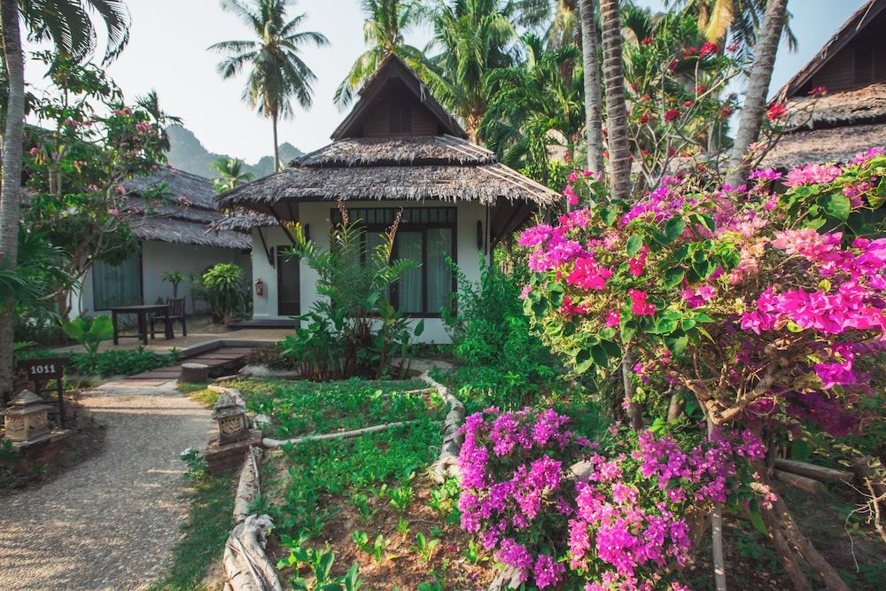 Railay Village Resort Jacuzzi Villa 7