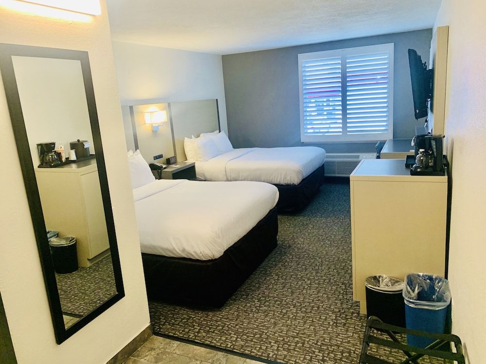 Comfort Inn San Diego Miramar Standard Room, 2 Queen Beds, Non Smoking 2