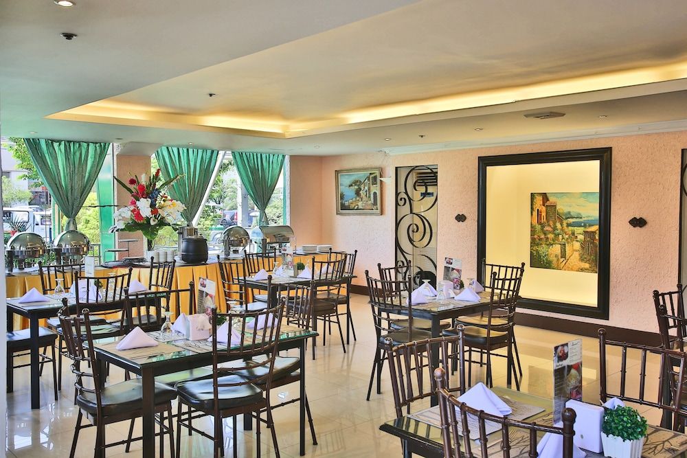 Eurotel Las Pinas restaurant