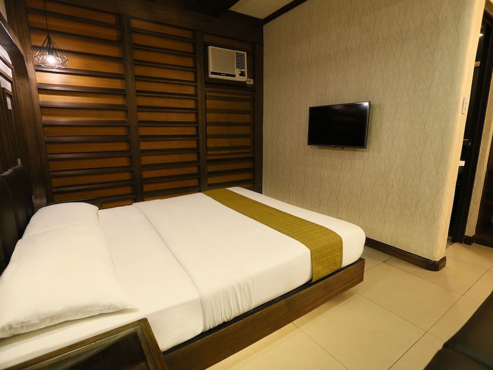 Hotel Ava Malate, Manila Standard Room, 1 Queen Bed (No Garage) 11