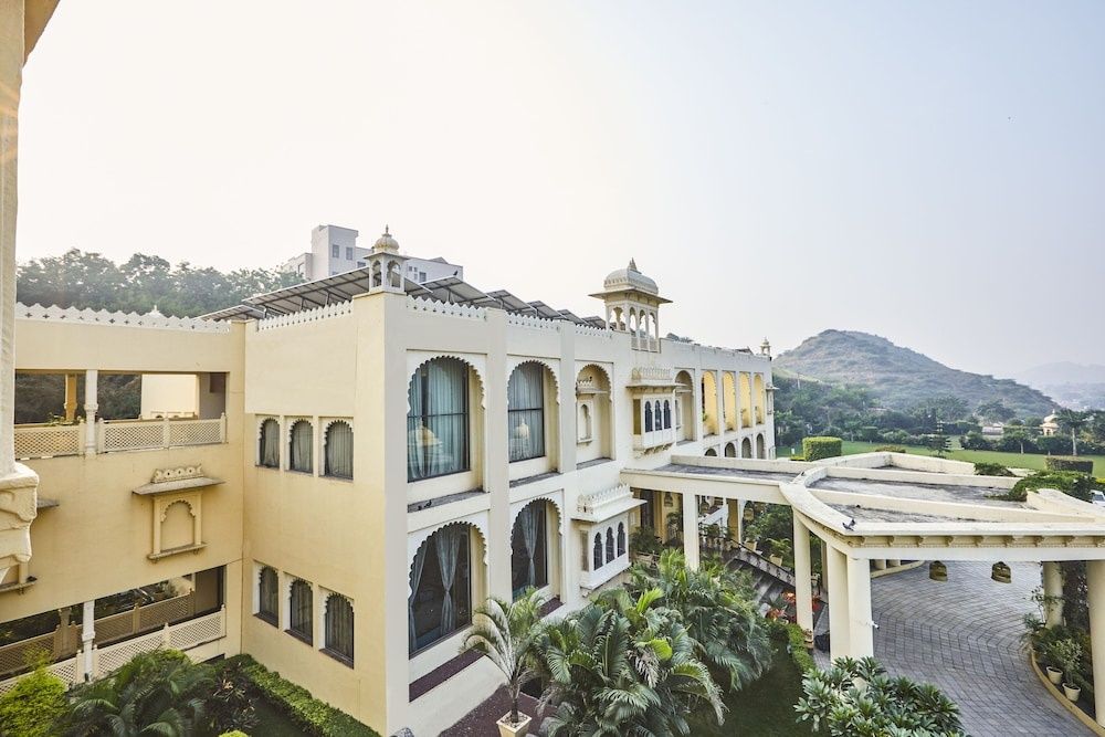 Club Mahindra Udaipur exterior