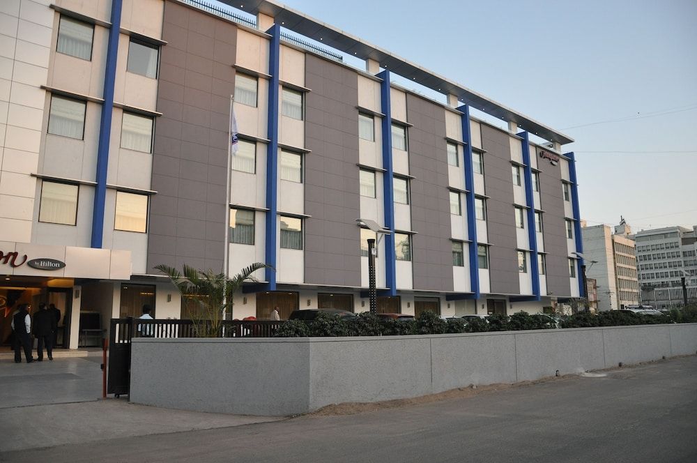 Hampton by Hilton Vadodara-Alkapuri 5