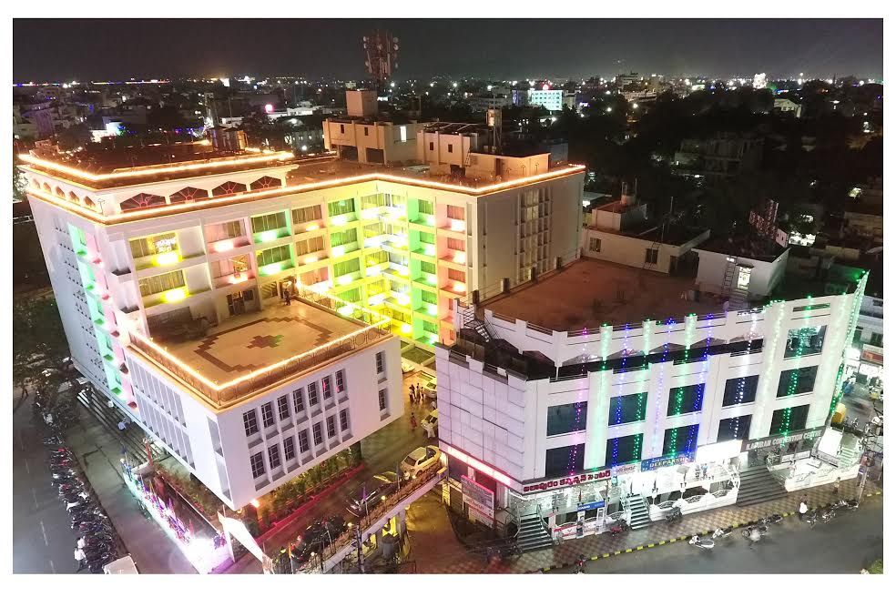 Hotel Illapuram