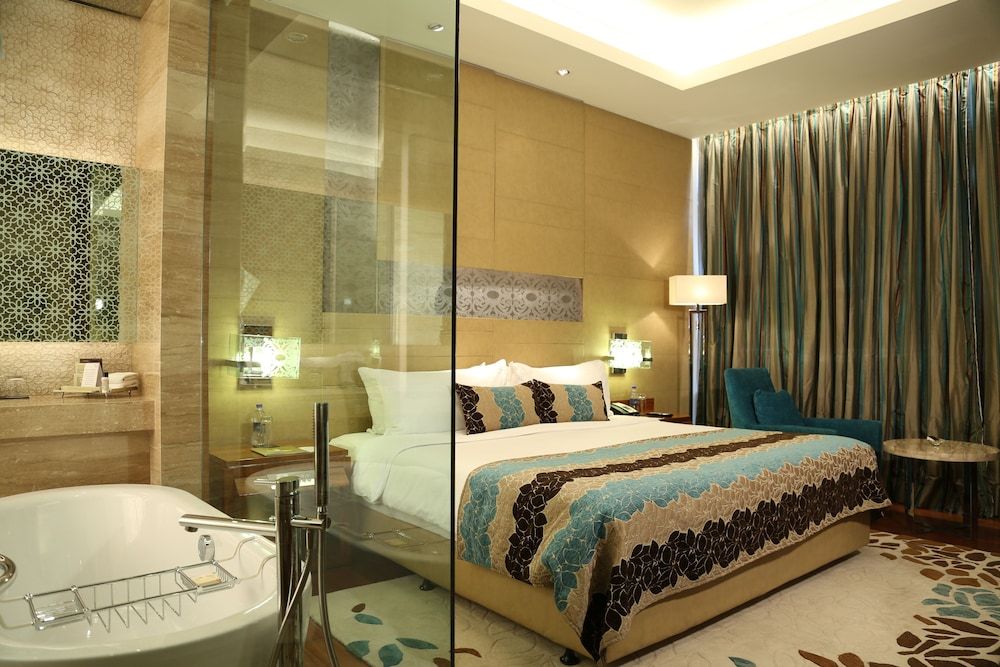 Taj City Centre Gurugram Superior Room, 1 Twin Bed (1)